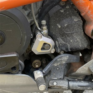 RP1080-1014 Right Side Engine Clutch Slave Cylinder Guard Cover Protector for KTM 990 SM / R / T 1090 1190 1290 ADVENTURE
